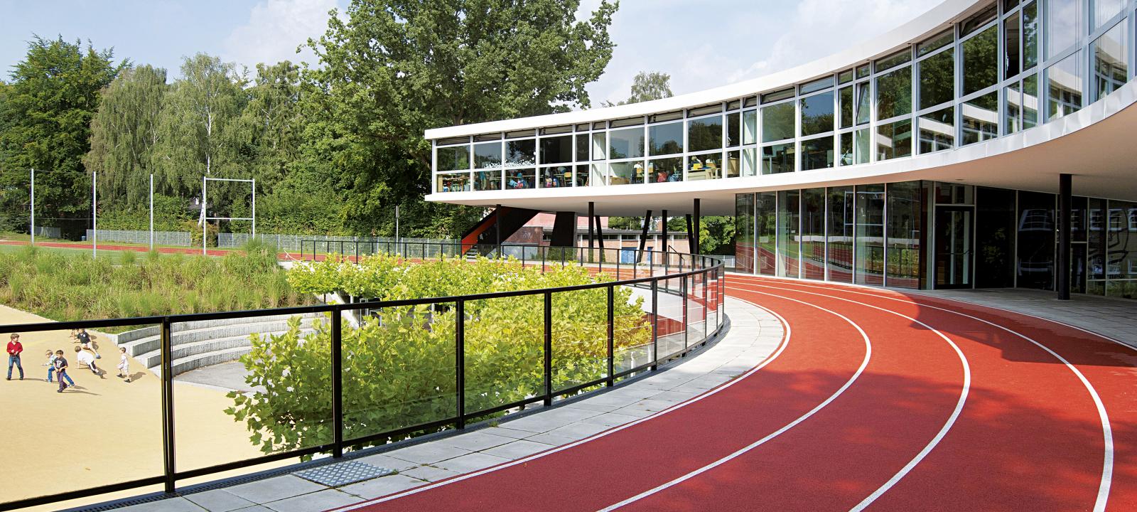 Running track on a roof